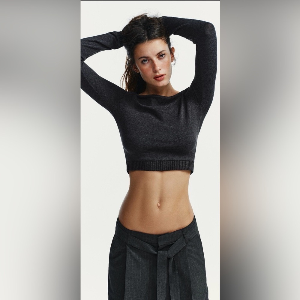 ❗️BUY NOW❗️ITEM WILL BE REMOVED SOON❗️ Zara Charcoal Gray Cropped Sweater